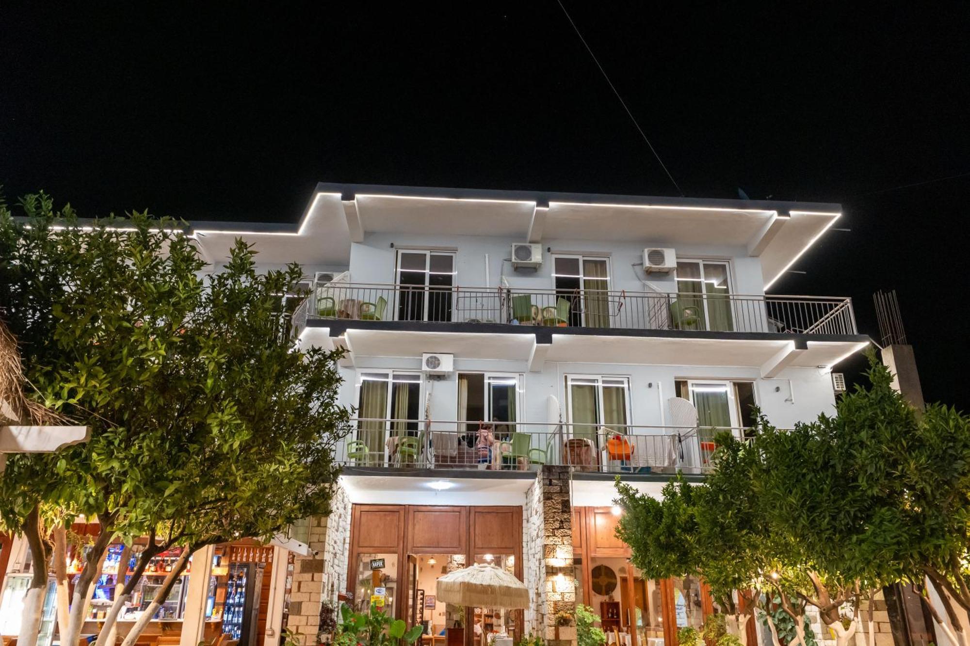 Hotel Nika ราดฮีมือ ภายนอก รูปภาพ
