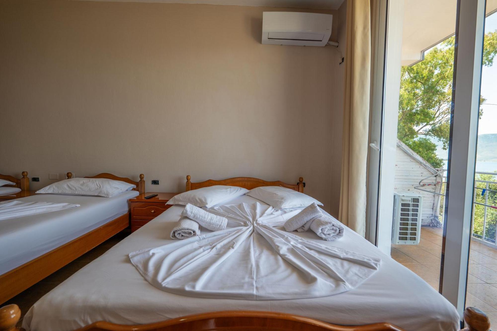 Hotel Nika ราดฮีมือ ภายนอก รูปภาพ